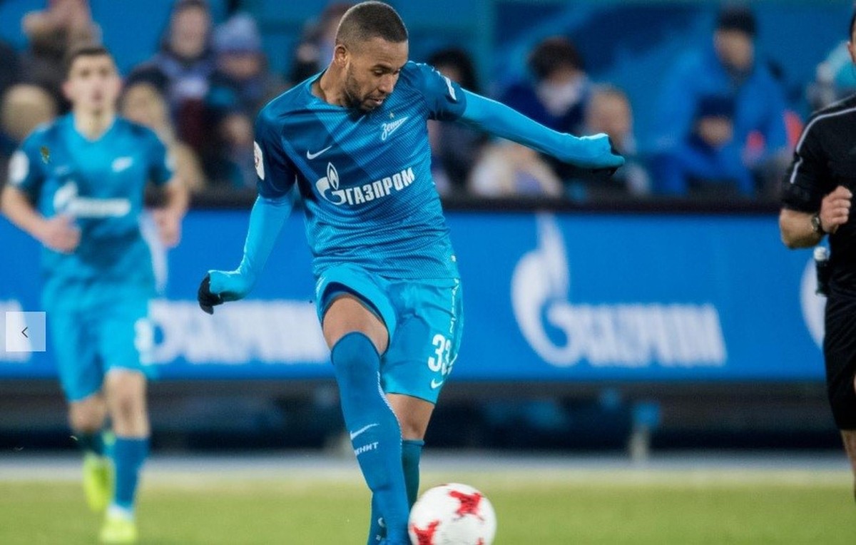 Zenit do brasileiro Hernani é campeão russo com três rodadas de