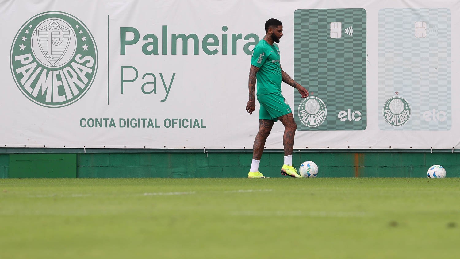 Palmeiras deve ter mudanças contra o Bolívar; Micael inicia transição física em reapresentação