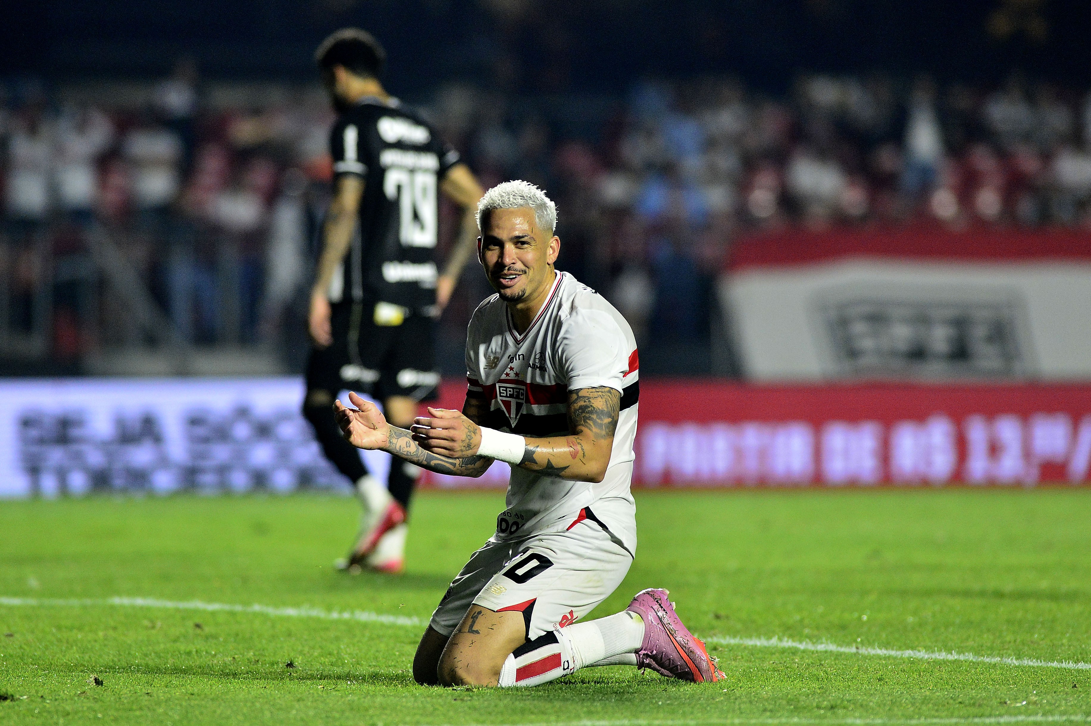 Um gol em seis jogos: o que explica a seca no ataque do São Paulo | Ge