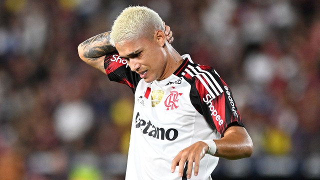 Luiz Araújo lamenta em Flamengo x Lanús