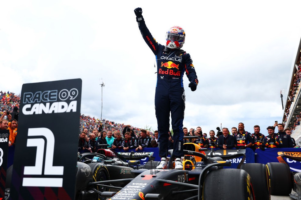 Max Verstappen celebra vitória no GP do Canadá da F1 em 2024 — Foto: Bryn Lennon - Formula 1/Formula 1 via Getty Images