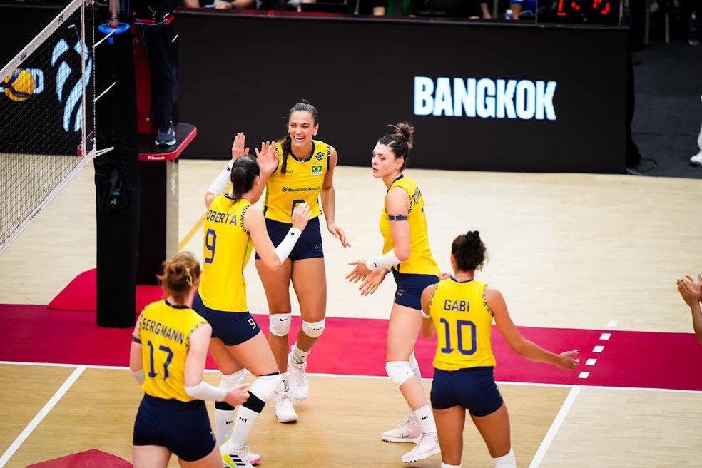 Brasil x Itália no Mundial feminino de vôlei: horário e onde assistir