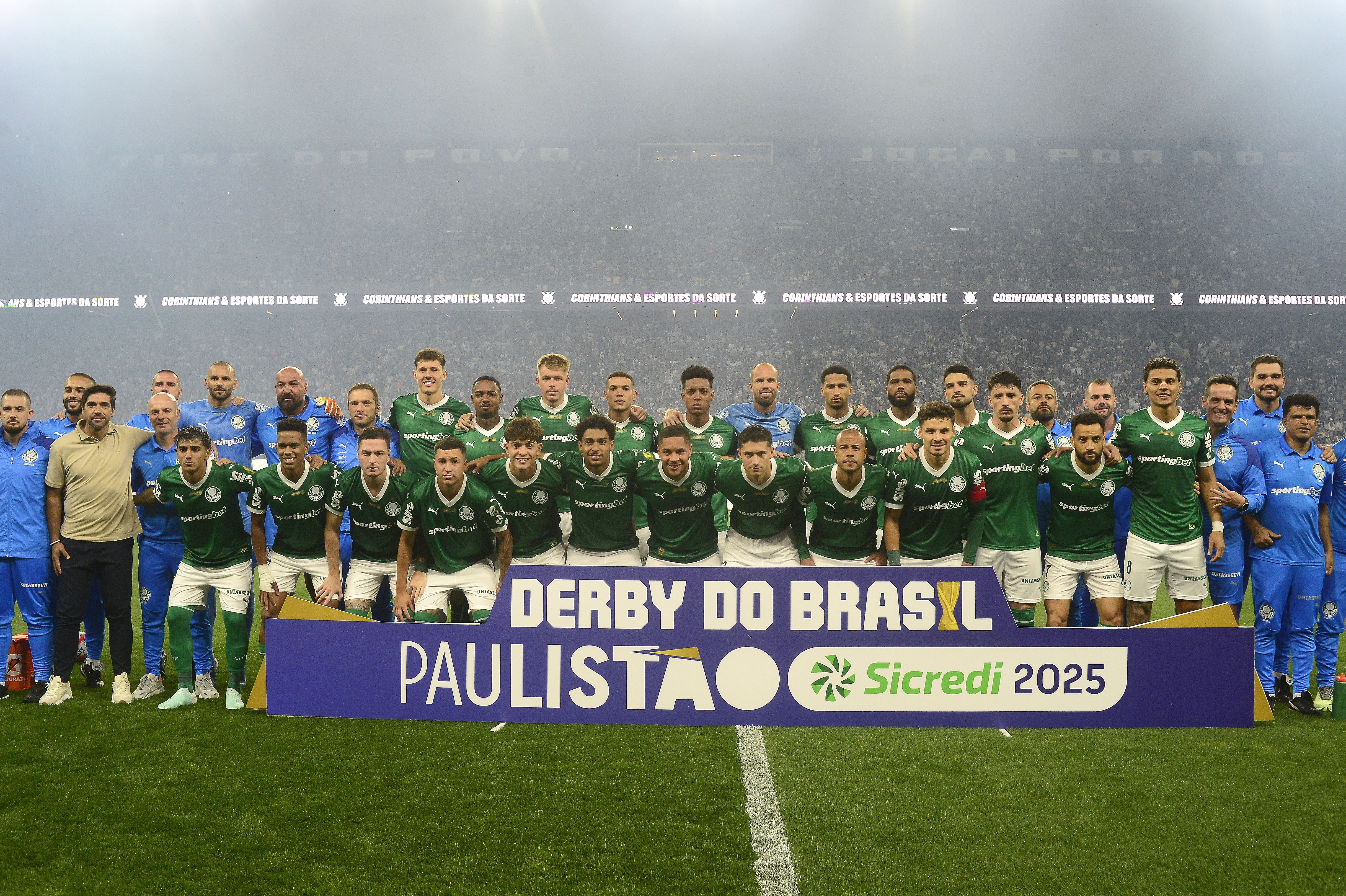 Palmeiras: Desempenho fraco de Veiga e expulsão de Abel em jogo decepcionante.