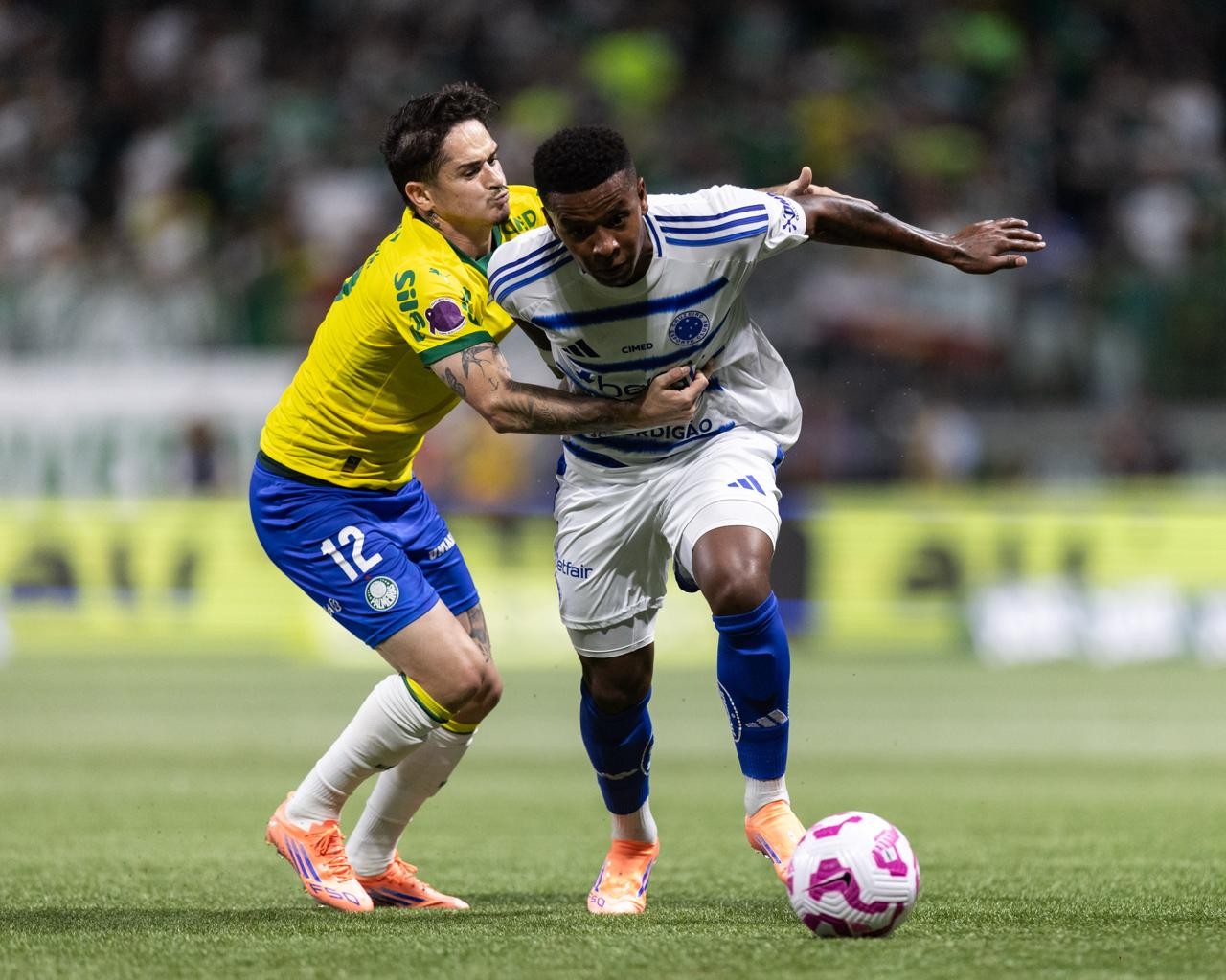 Atuações do Cruzeiro: ataque emperra em goleiro rival e destaque para Arroyo.