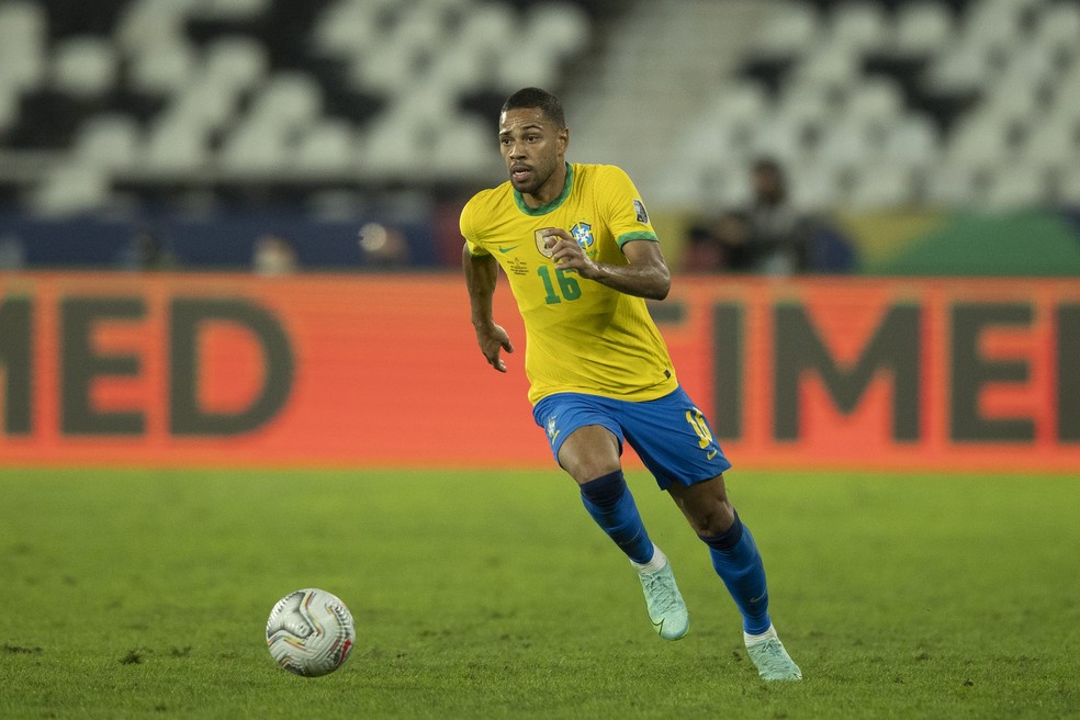 REFORÇO DE PESO? Corinthians sondou Renan Lodi, do Al-Hilal