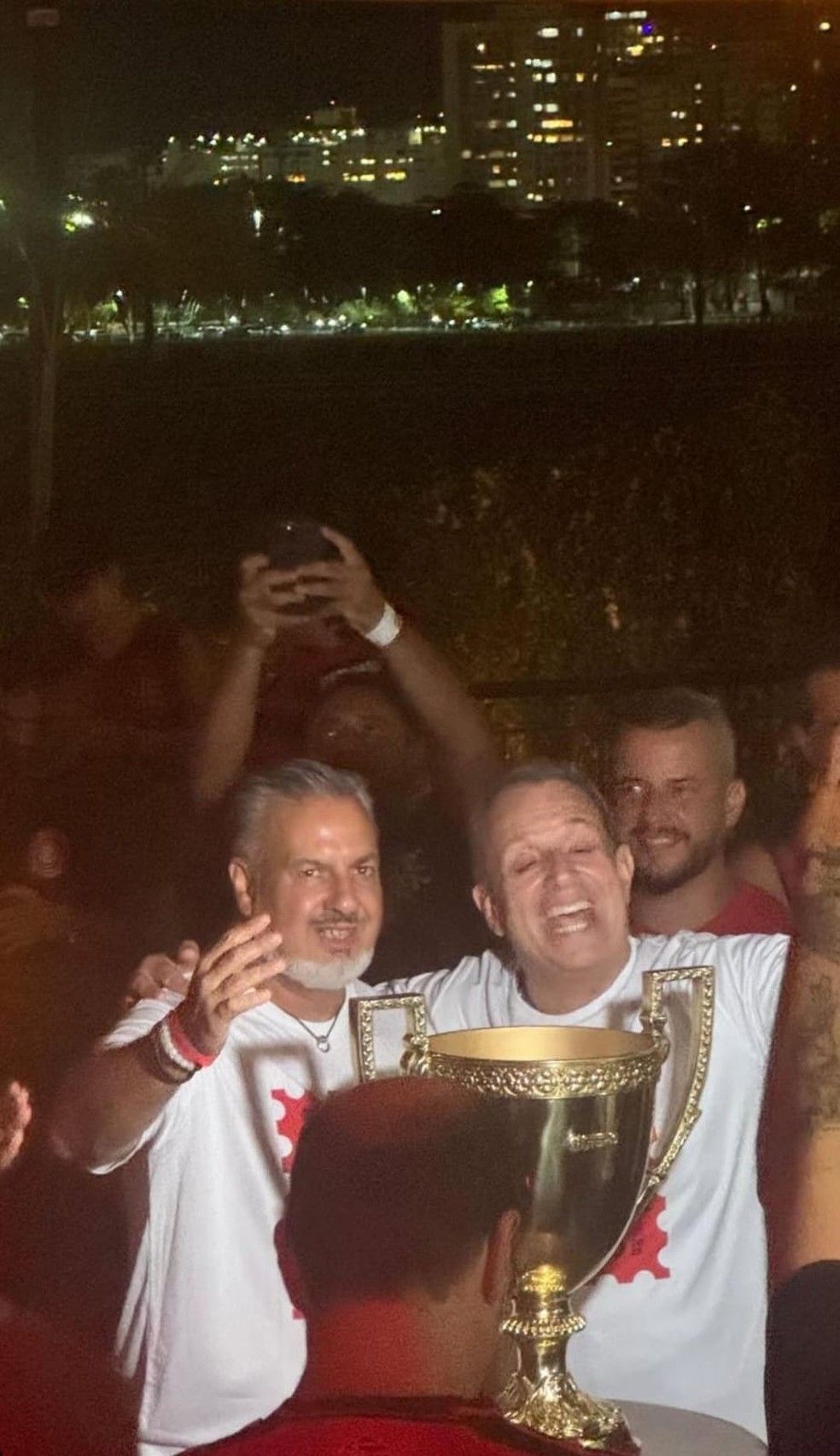 Boto e Bap na festa de comemoração do Flamengo pelo Carioca — Foto: Divulgação