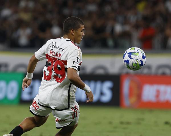 Joia de Cotia: William Gomes impressiona de novo, mas São Paulo adota paciência