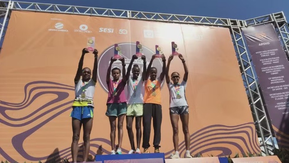 Pódio da categoria Elite Feminina — Foto: Abder Khan