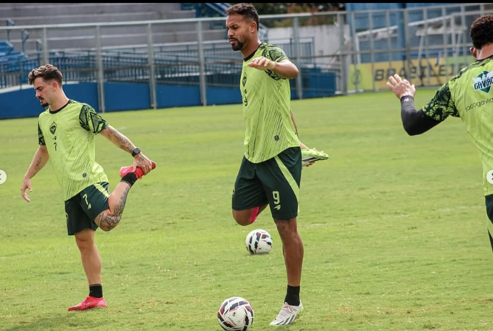 Elenco do Manaus fechou a prepara&ccedil;&atilde;o para o jogo contra o &Aacute;guia na manh&atilde; desta quinta. &mdash; Foto: Divulga&ccedil;&atilde;o/AMFC