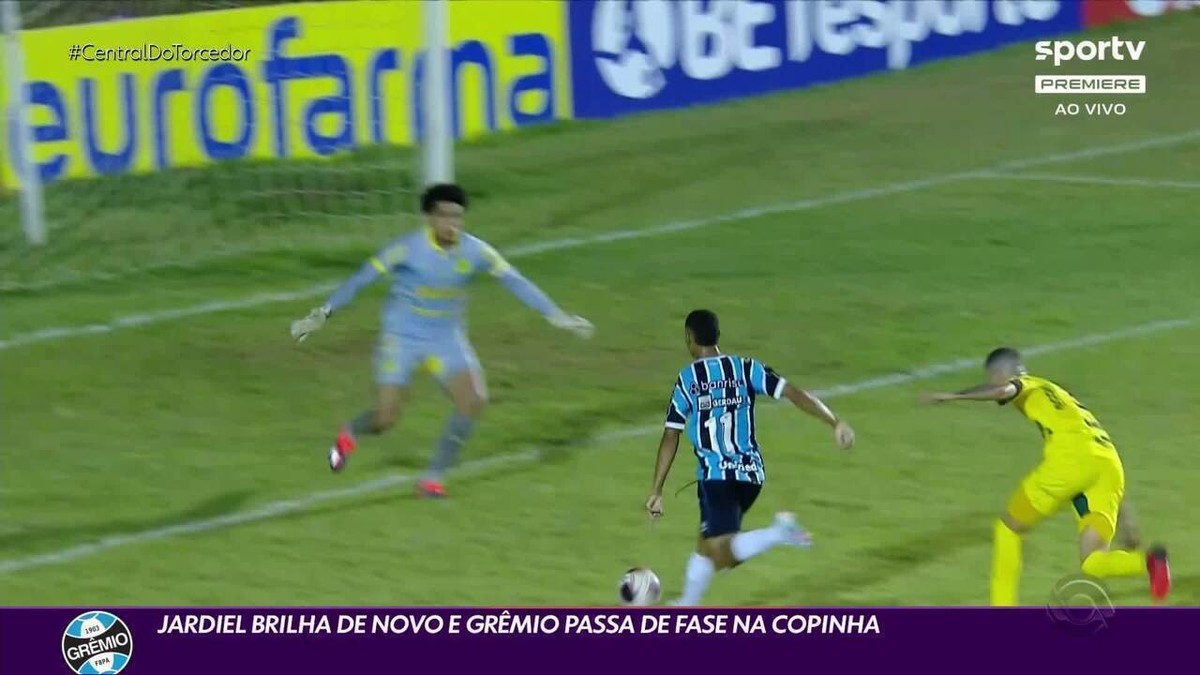Artilheiro da Copinha segue no Grêmio e participa da Recopa Gaúcha.