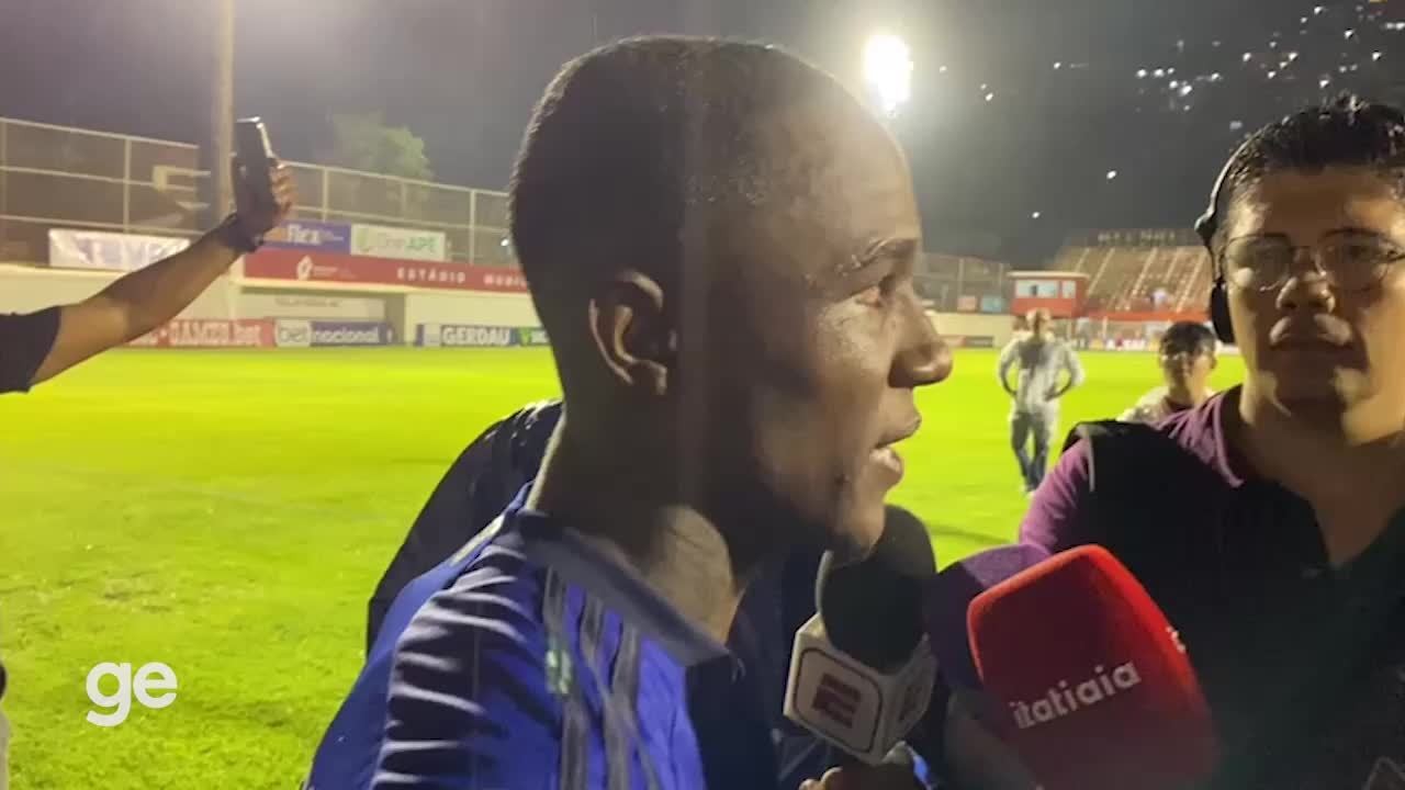 João Pedro comenta primeiro gol com a camisa do Cruzeiro