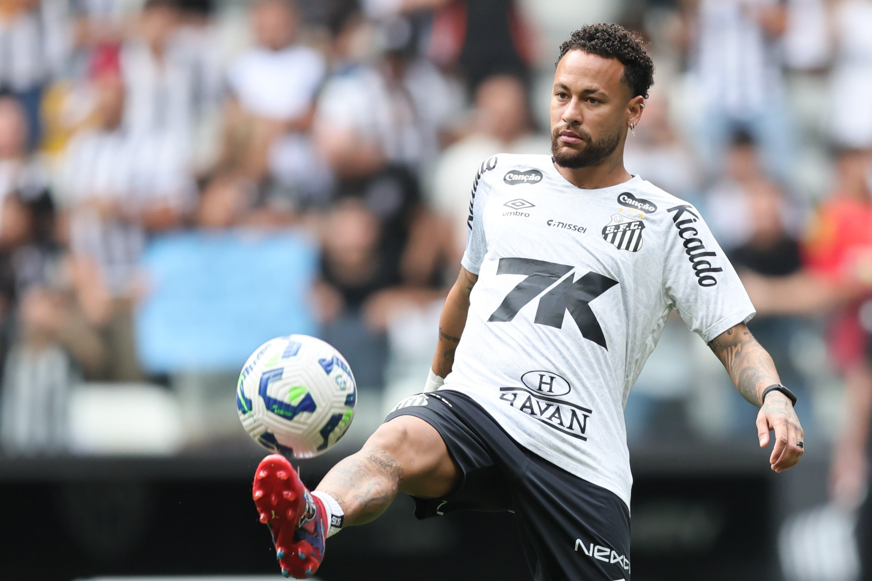 Teixeira revela contatos entre Santos e CBF e vê mudança de Neymar: 