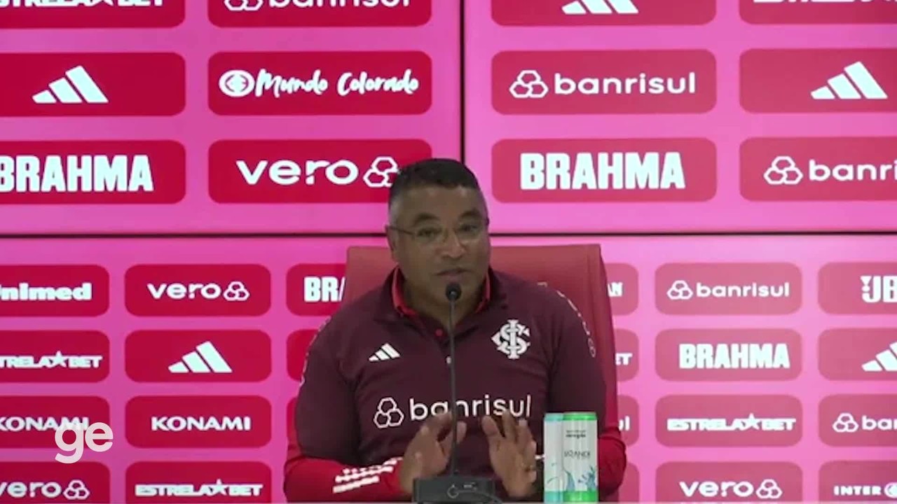 Roger Machado, técnico do Inter, fala sobre Gabriel Carvalho e Gustavo Prado