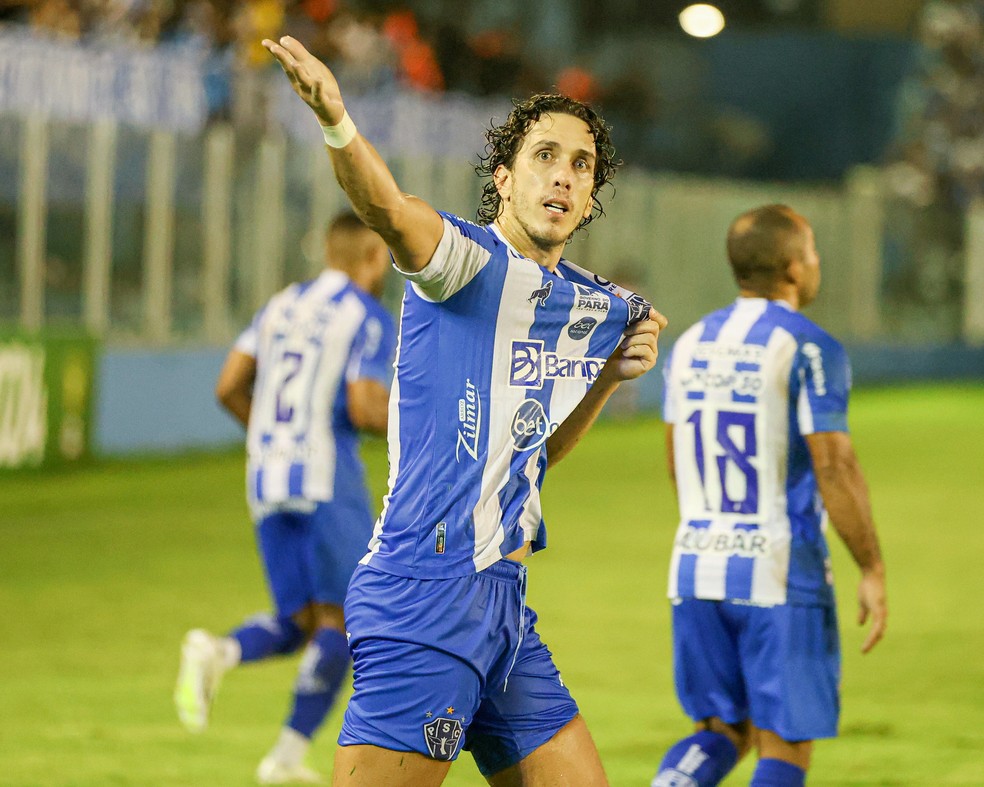 Nicolas marca primeiro "hat-trick" da carreira — Foto: Jorge Luís Totti/Paysandu