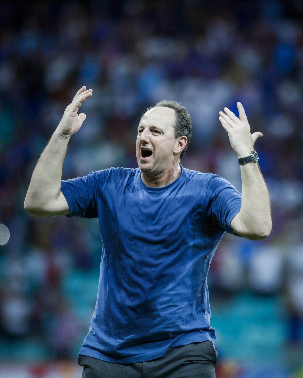 Rogério Ceni após classificação do Bahia na Libertadores — Foto: Rafael Rodrigues / EC Bahia