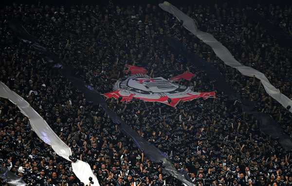 Corinthians perde força em Itaquera e registra pior desempenho no Brasileirão.