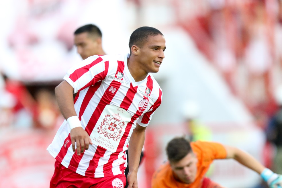 Thiaguinho despontou com a camisa do N�utico em 2019 � Foto: Aldo Carneiro/Pernambuco Press