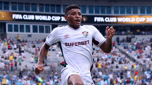 H�rcules marca o segundo do Fluminense contra Inter de Mil�o