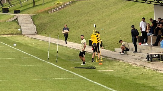 Miguel Trauco inicia transição no Criciúma