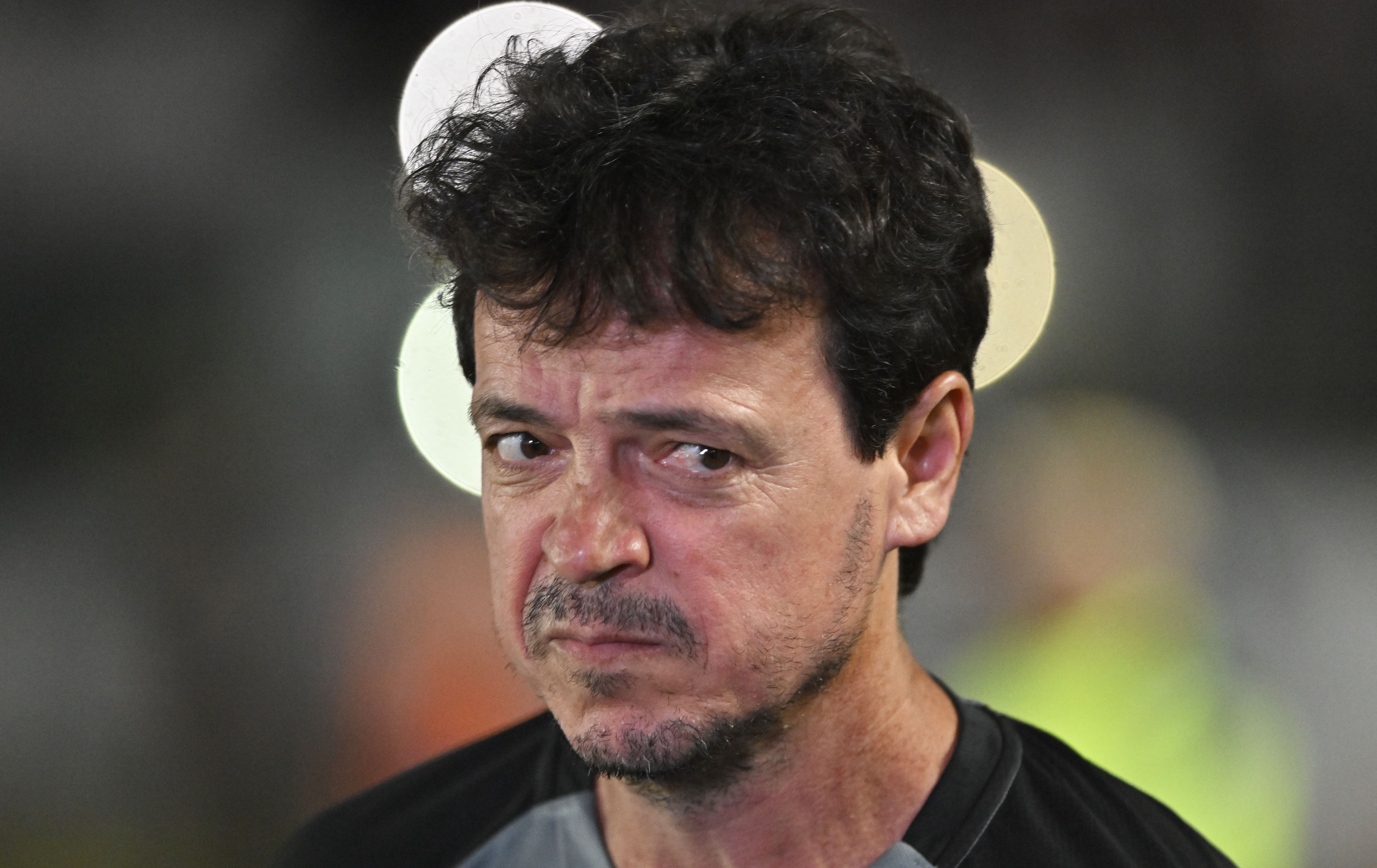Por que o Vasco de Diniz não engrena no Brasileirão? Listamos cinco motivos
