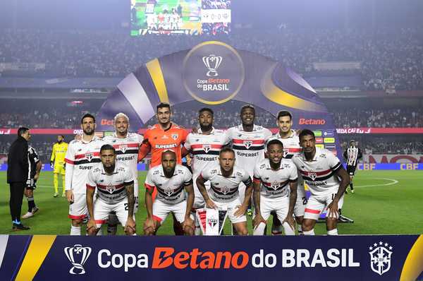 Rato e Sabino se destacam em derrota do São Paulo
