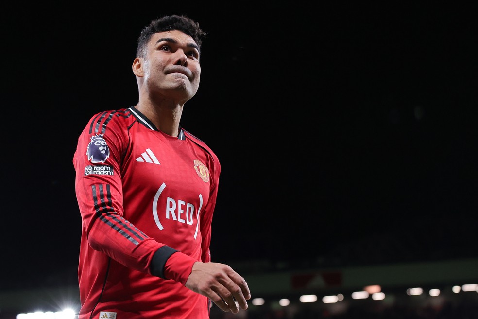Casemiro se emociona após mais um gol e nova vitória pelo Manchester United — Foto: James Gill - Danehouse/Getty Images