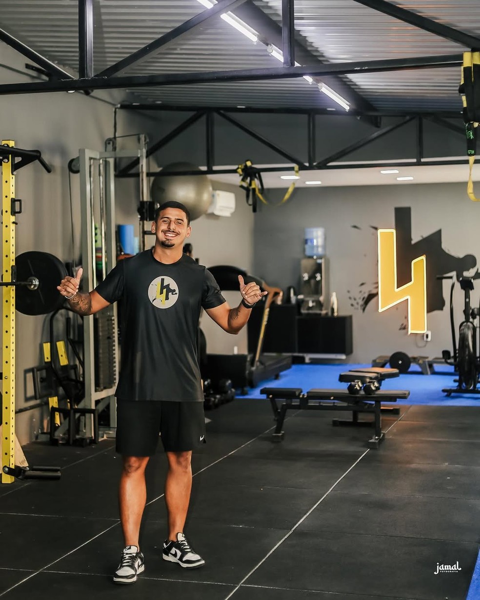 Renan, ex-zagueiro do Flamengo virou personal trainer