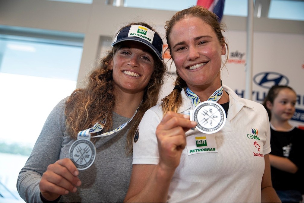 Martine Grael e Kahena Kunze conquistam medalha de prata no Mundial de vela, vela