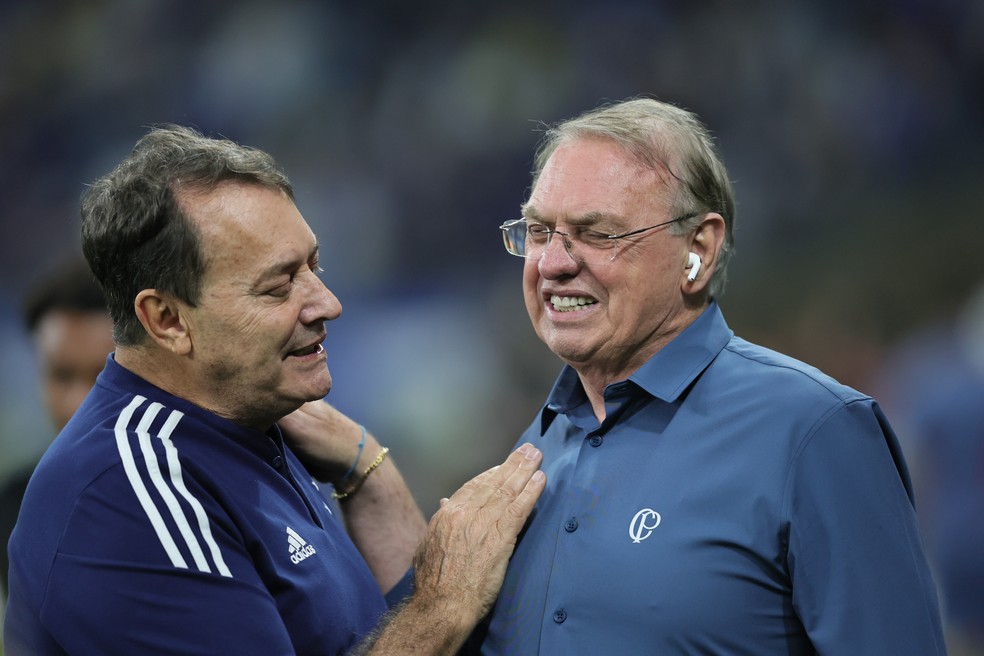 Pedro Lourenço e Osmar Stabile, presidentes de Cruzeiro e Corinthians — Foto: Gilson Lobo/AGIF