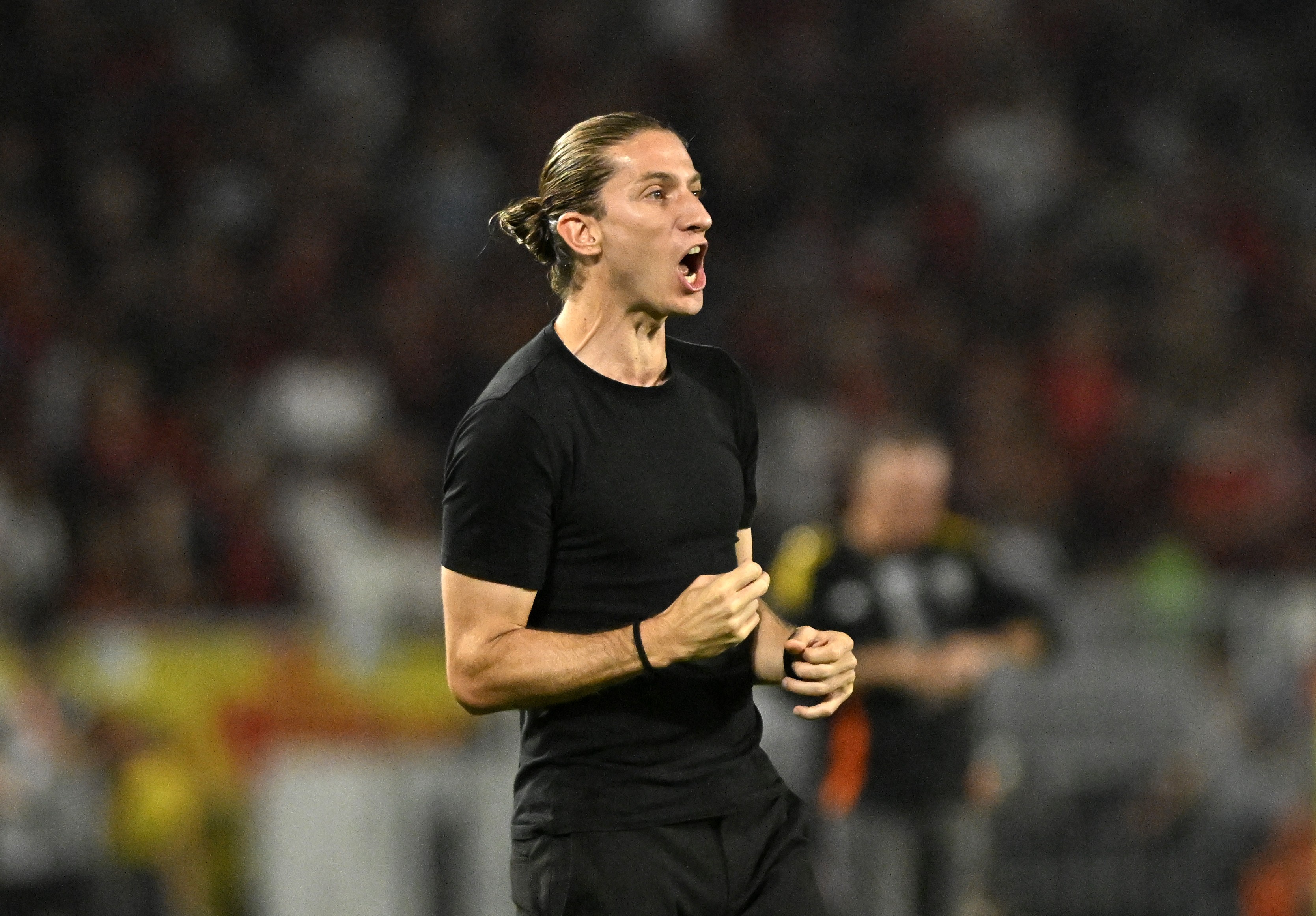 Filipe Luís enaltece bola parada do Flamengo contra o Atlético-MG e celebra chegadas de Saúl e Royal