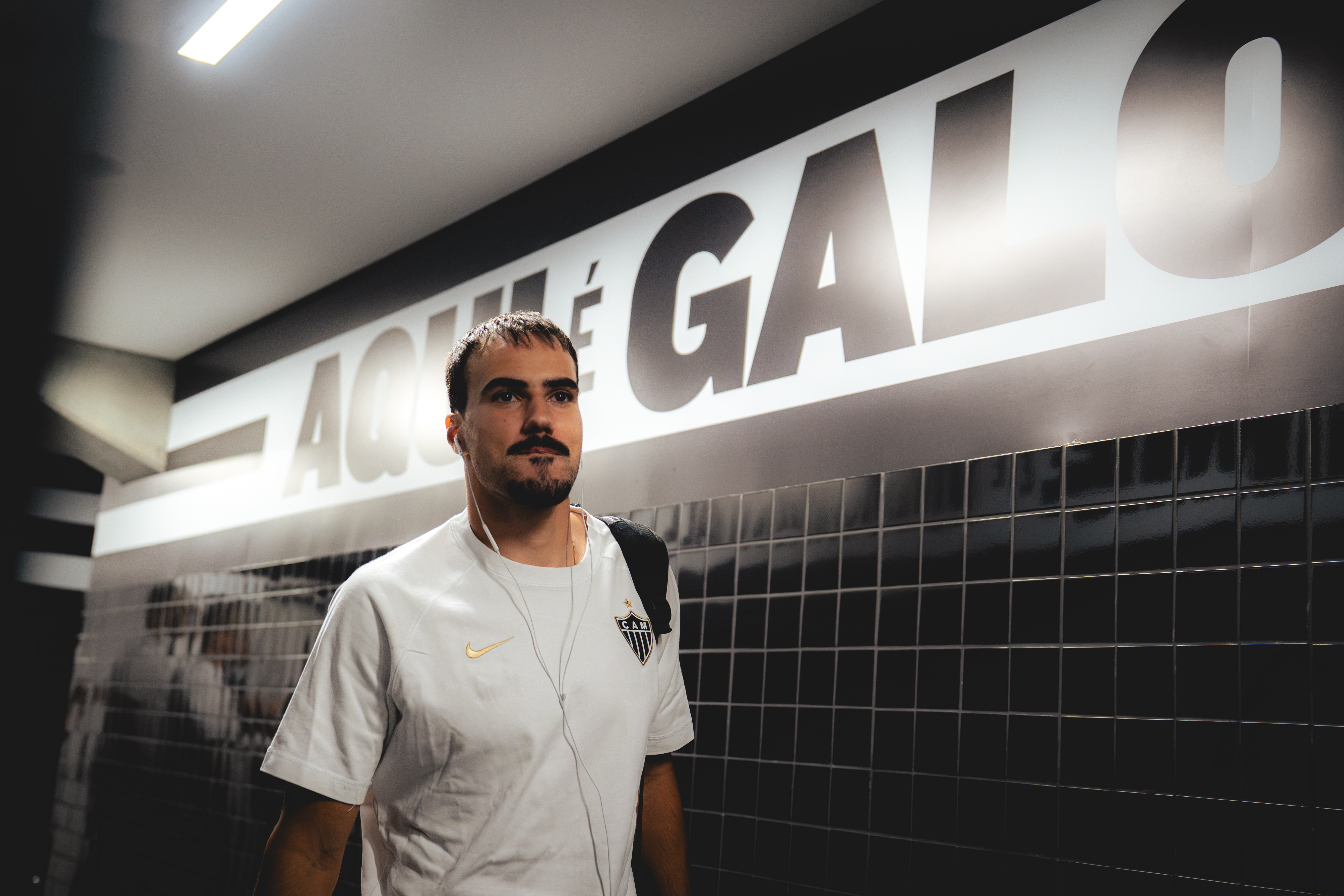 Meia do Atlético-MG comenta futuro em reta final de contrato