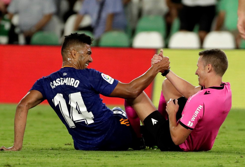 Casimiro jogando jogo da velha dos Jogadores de Futebol #casimiro