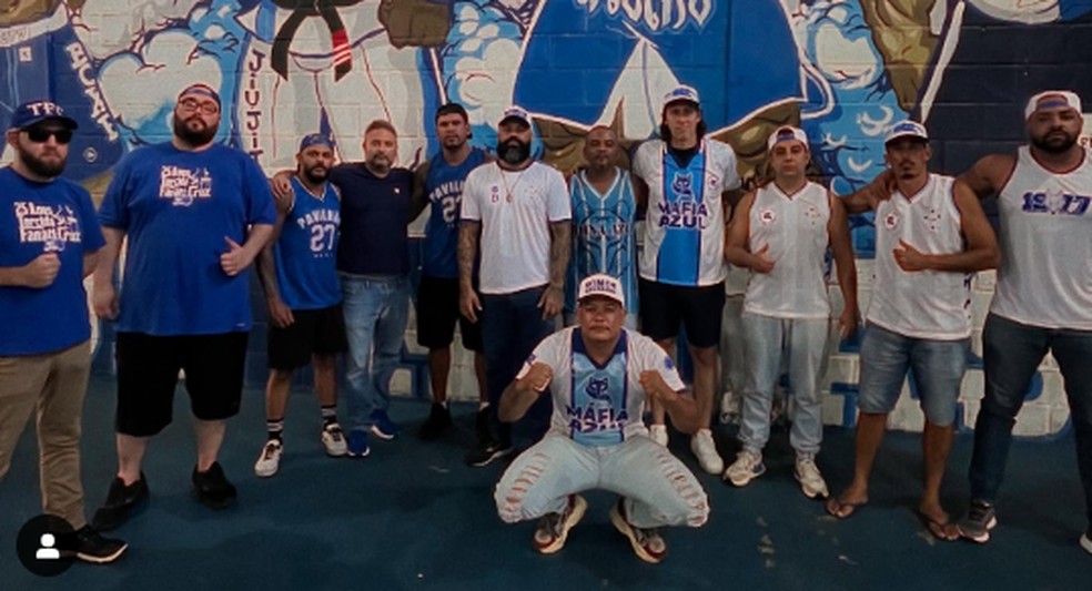 Cássio e Alexandre Mattos se reúnem com organizada do Cruzeiro