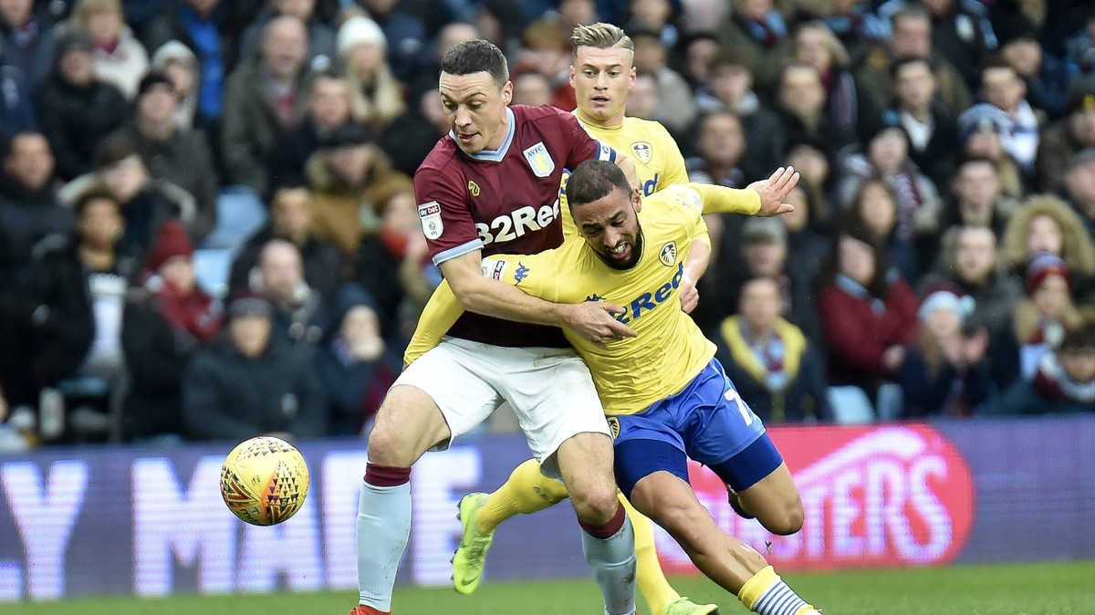 Reading x Swansea: saiba onde assistir jogo da Championship