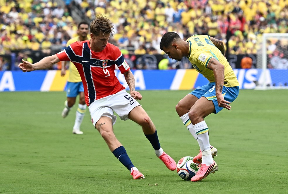 Wolfe duelo com Bruno Guimarães — Seleção dos melhores
