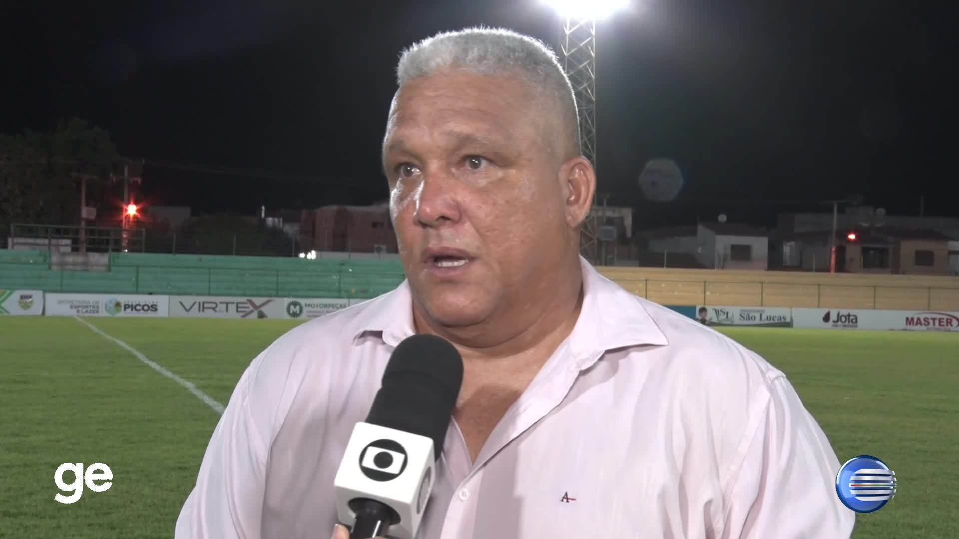 ▶️ Picos bate o Flamengo e segue invicto na Série B; veja entrevistas de técnico e atletas