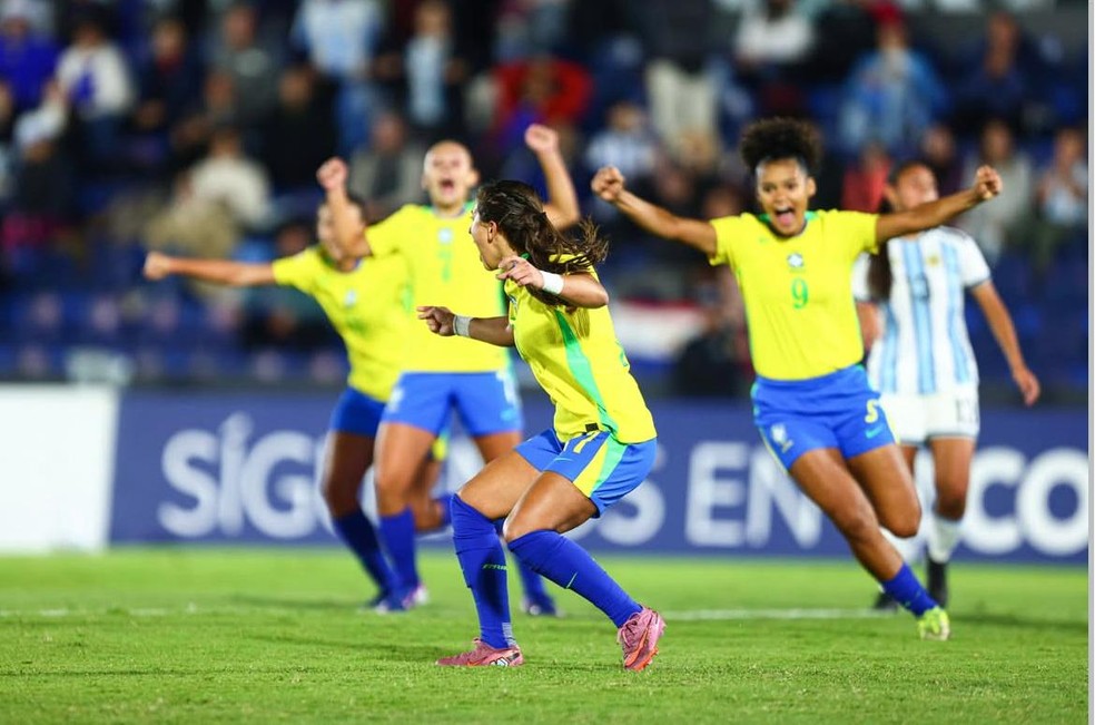 Brasil vence a Argentina na final do Sul-Americano Feminino Sub-17 — Foto: Staff Images / CBF
