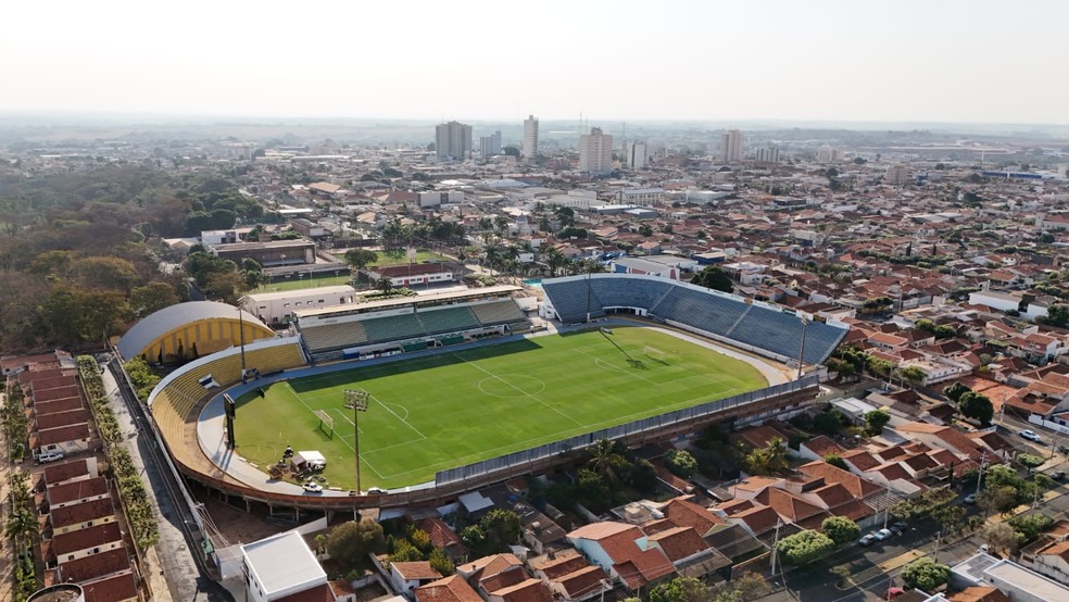 Estádio José Maria de Campos Maia, o Maião, e a cidade de Mirassol ao fundo — Foto: Marcos Freitas/Ag. Mirassol