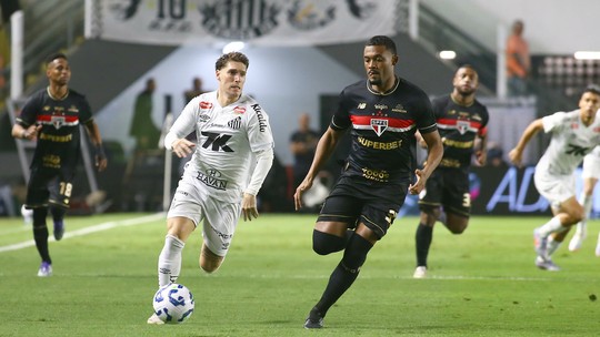 Análise: foco na Liberta tira peso de derrota do São Paulo para o Santos no Brasileirão