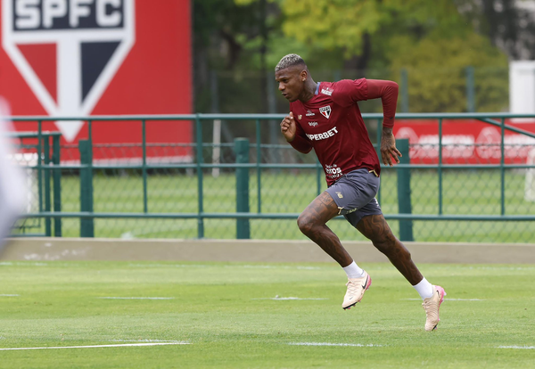 LESÃO SERIA? Arboleda vira desfalque e sofre lesão muscular antes do Majestoso.