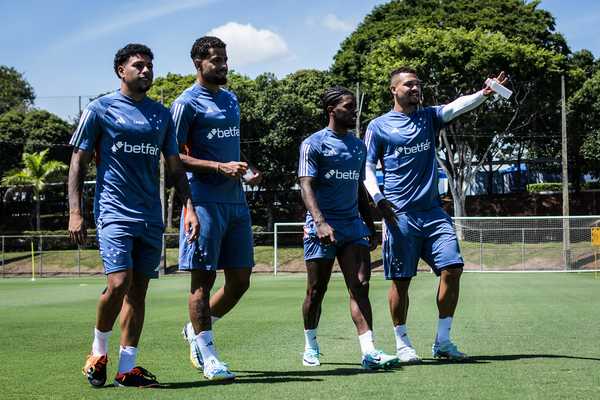 Cruzeiro se aproxima de contratação de João Marcelo e reforça defesa.