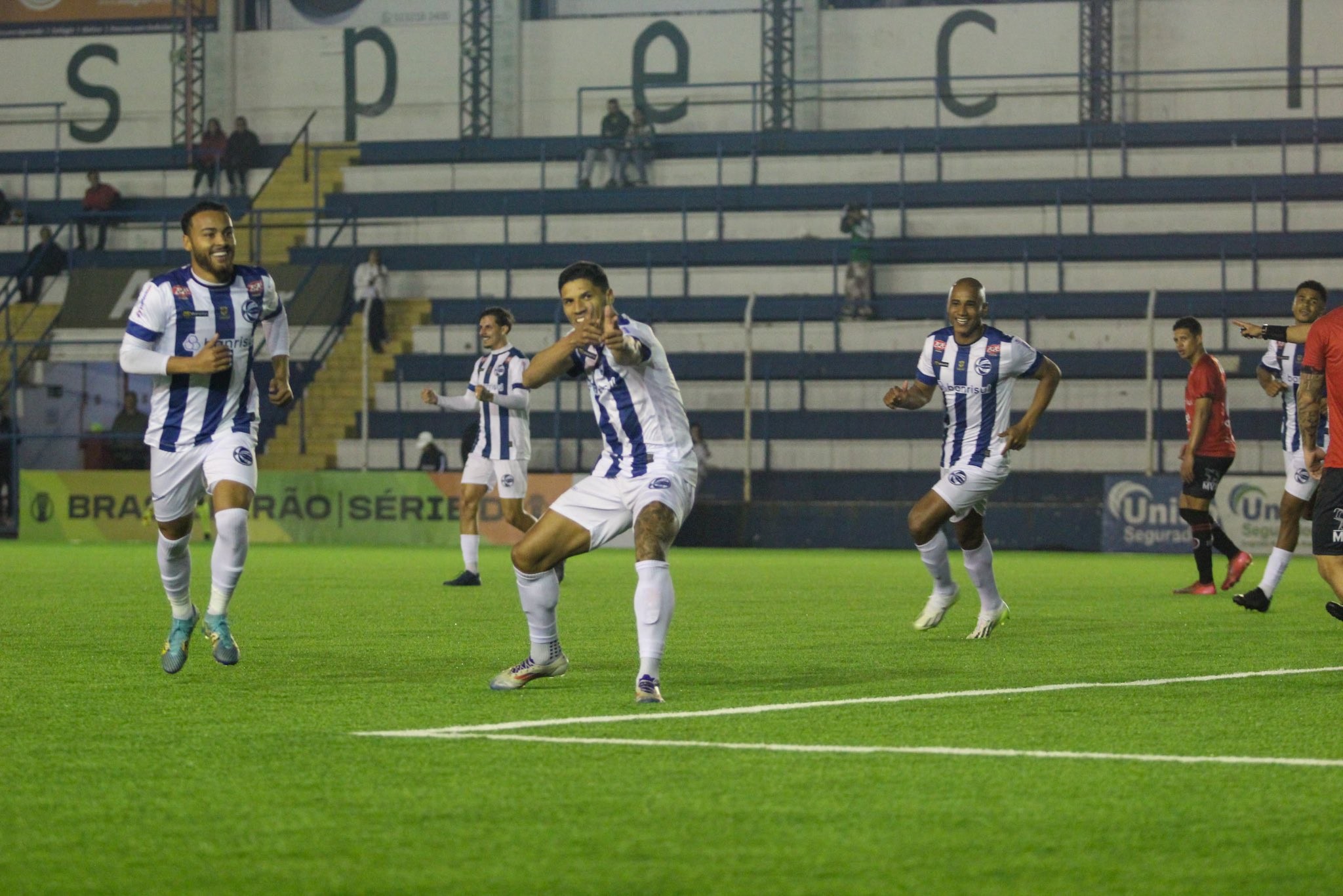 São José vence o Brasil de Pelotas e e garante classificação | Ge