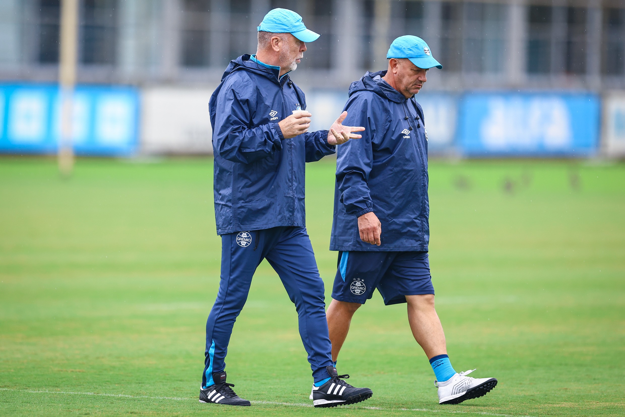 Escalação do Grêmio: Retornos no Time, Aravena e Pavon ainda ausentes