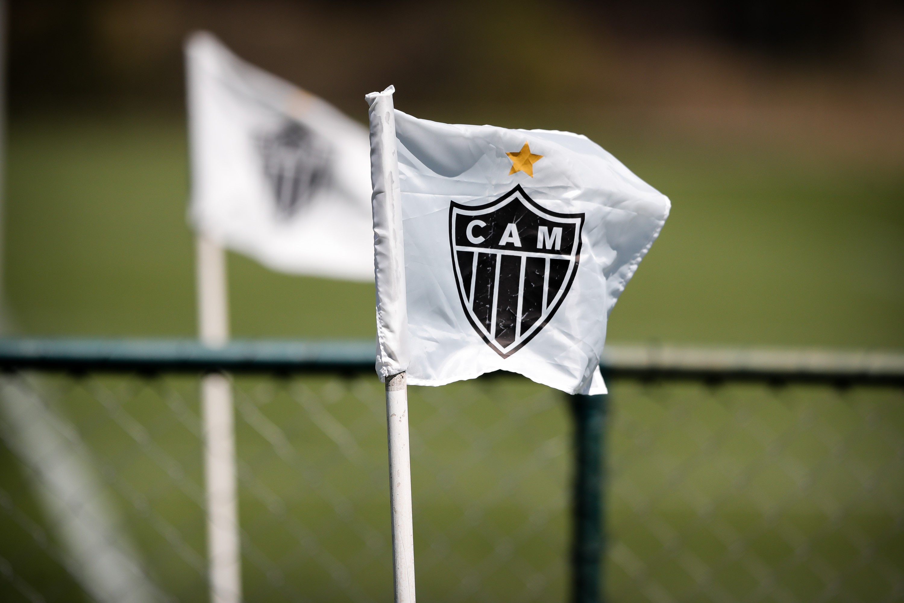 Tárik diz que elenco está focado e relembra de virada de chave no último  jogo contra o Vitória - Botafogo Futebol SA