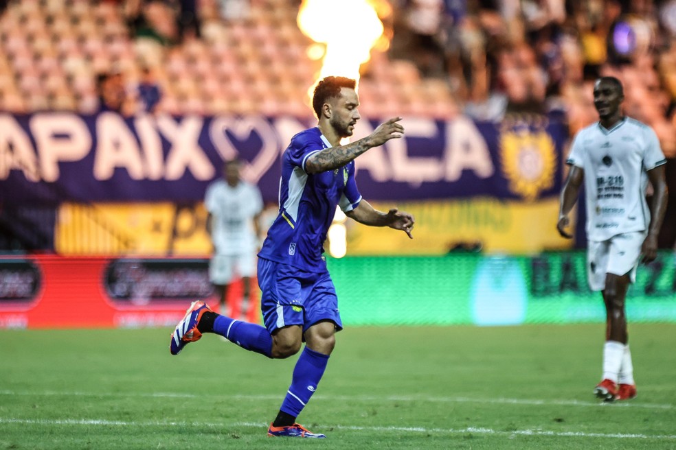 David Peninha marcou o gol da vit&oacute;ria do Nacional &mdash; Foto: Fernando Vasconcelos