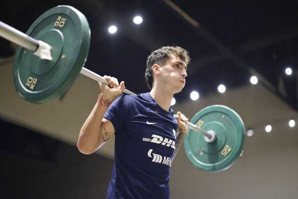 Prestes a ser anunciado no Cruzeiro, Dinenno projeta futuro: Passo importante na carreira