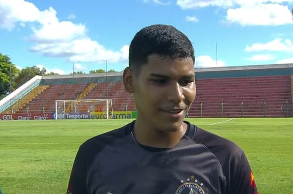 Ricardo, goleiro do Rio Branco-AC Sub-20 — Foto: Reprodução/Youtube