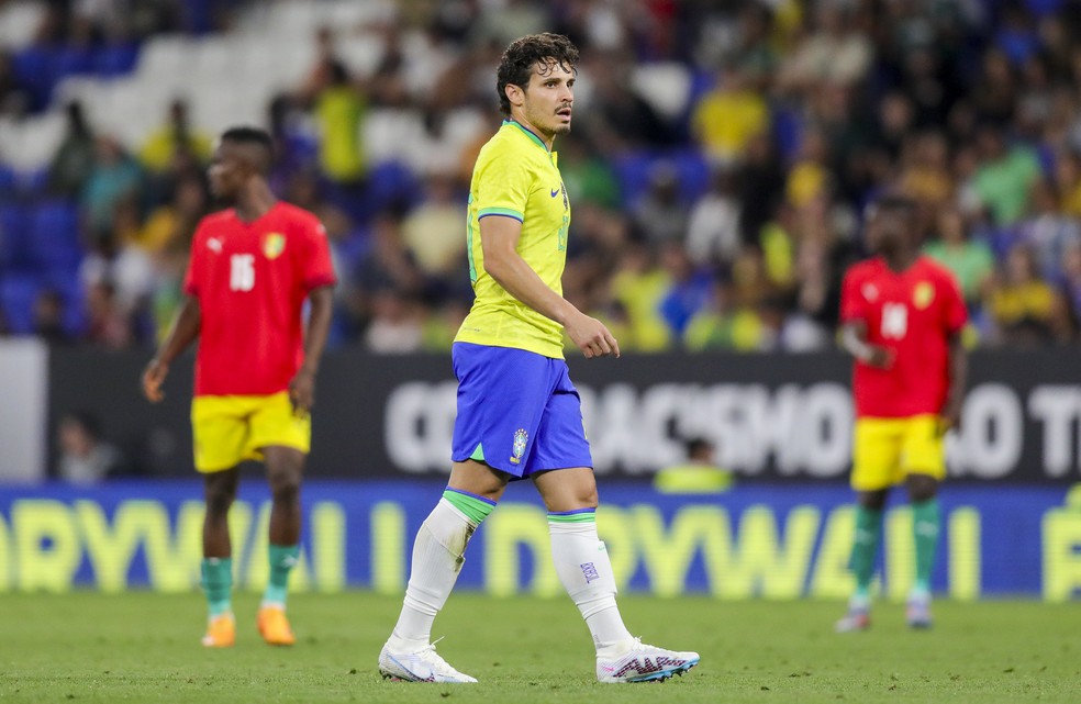 Raphael Veiga durante a goleada do Brasil contra Guiné — Foto: Joilson Marconne / CBF