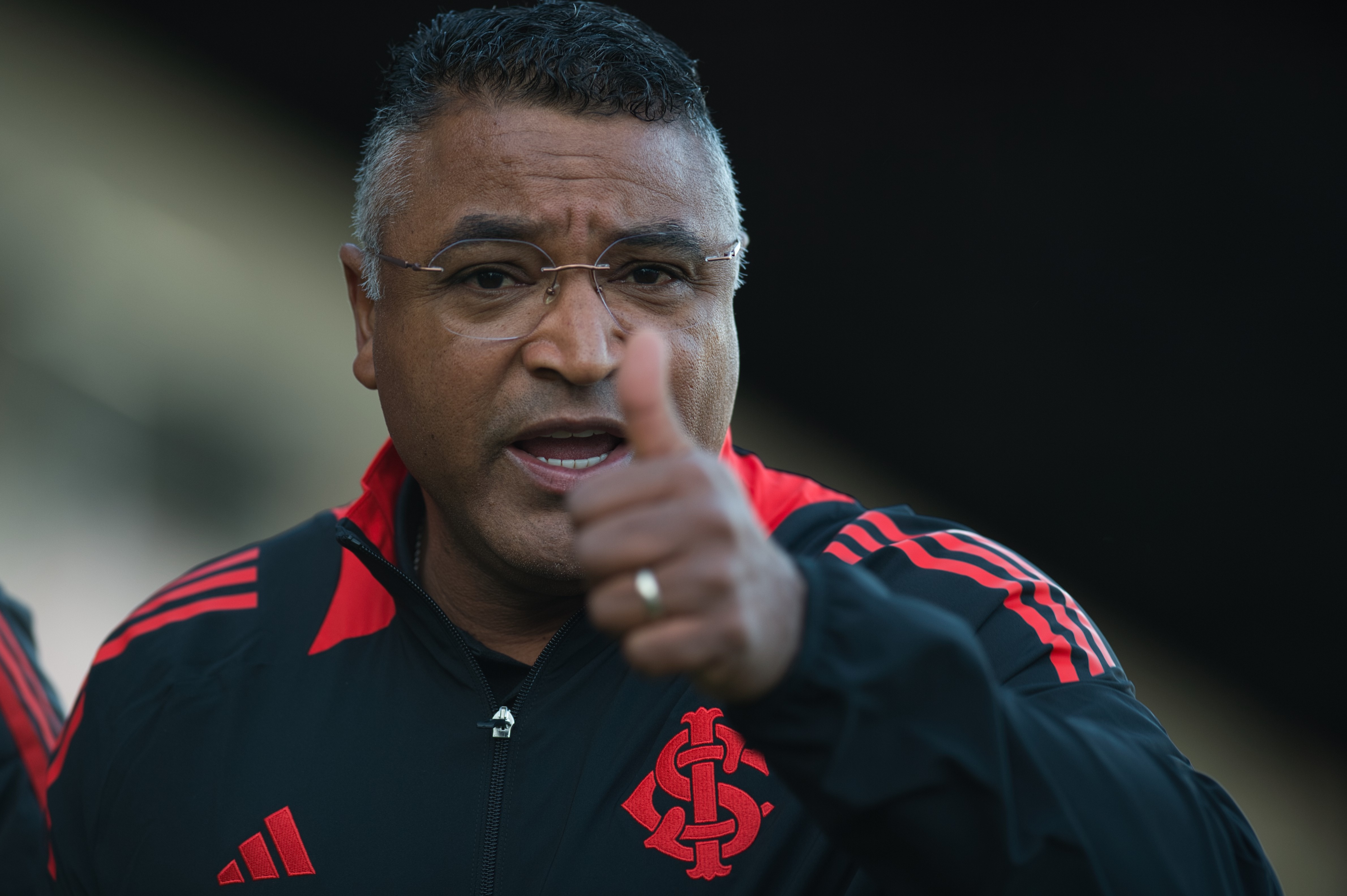 Roger elogia jovem do Inter e reflete: 