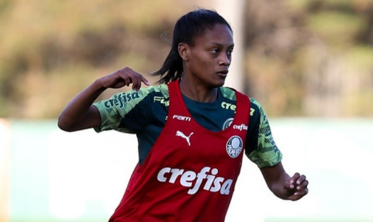 Palmeiras anuncia renovação de contrato de Ary Borges meio campista da seleção feminina
